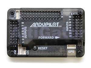 Boite de protection pour ArduPilot 2.6 (connecteurs vers le haut